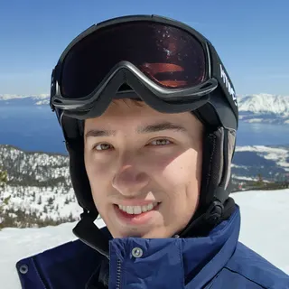 Luke Poltorak portrait